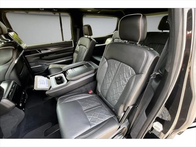2026 Jeep Grand Wagoneer Summit Reserve 4x4