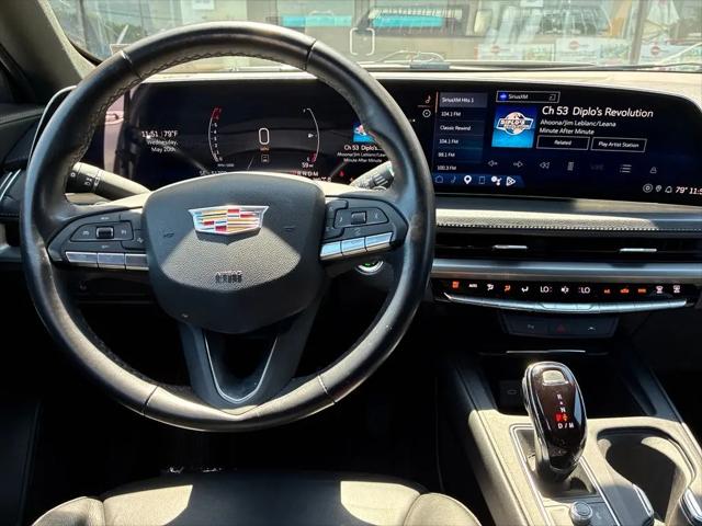 2024 Cadillac XT4 AWD Premium Luxury