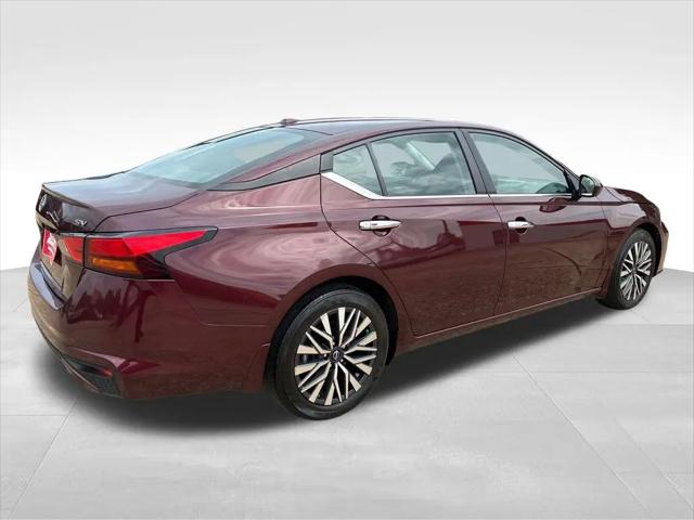2024 Nissan Altima SV FWD