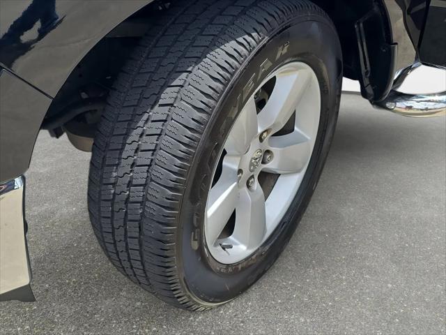 2024 Ram 1500 Classic Tradesman Crew Cab 4x2 5'7" Box