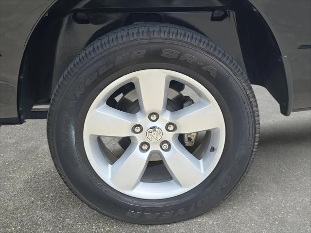 2024 Ram 1500 Classic Tradesman Crew Cab 4x2 5'7" Box