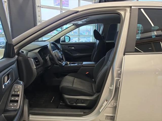2024 Nissan Rogue SV Intelligent AWD