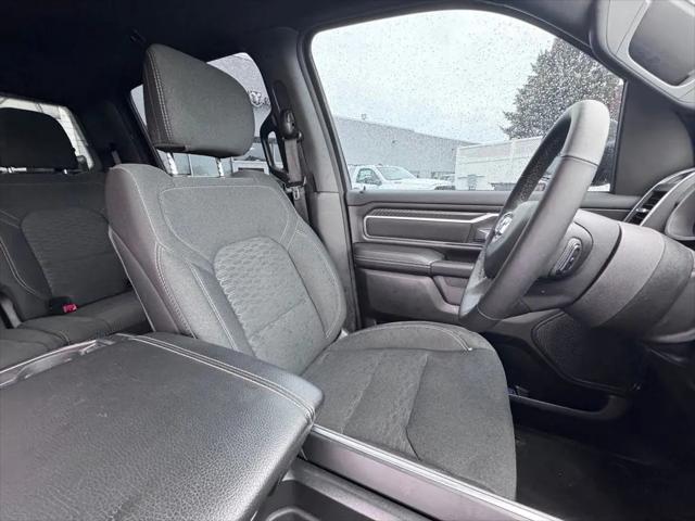 2025 Ram 1500 Big Horn Crew Cab 4x4 5'7" Box
