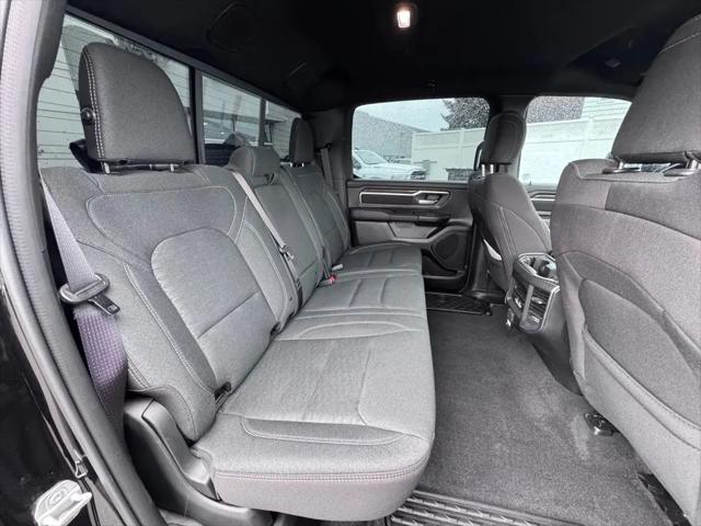 2025 Ram 1500 Big Horn Crew Cab 4x4 5'7" Box