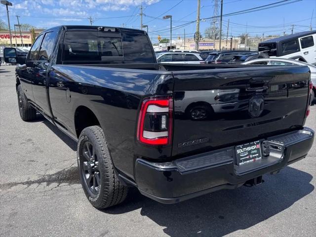 2024 Ram 2500 Laramie Crew Cab 4x2 8' Box