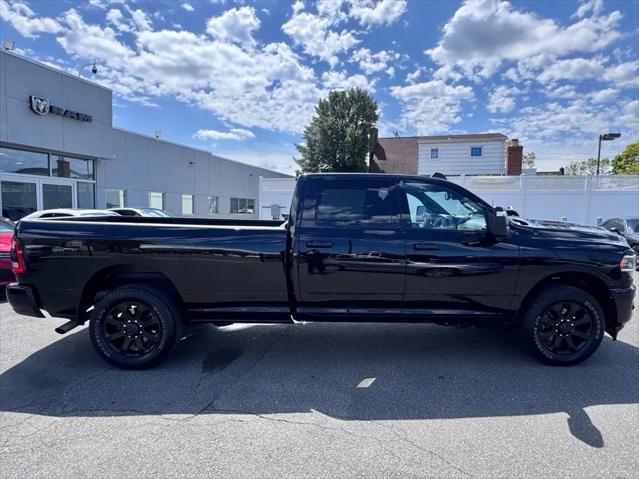 2024 Ram 2500 Laramie Crew Cab 4x2 8' Box