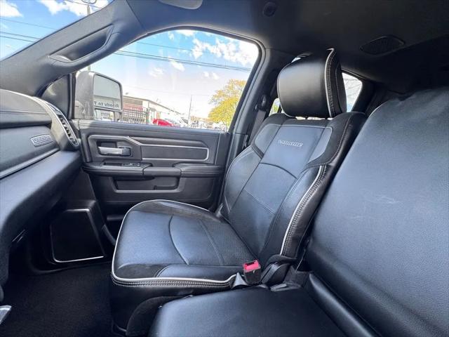 2024 Ram 2500 Laramie Crew Cab 4x2 8' Box