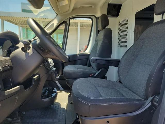 2023 Ram ProMaster 2500 Cargo Van Low Roof 136" WB