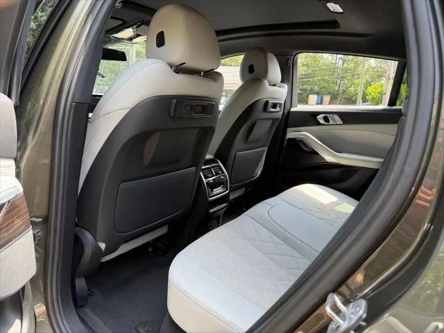 2023 BMW X6 xDrive40i