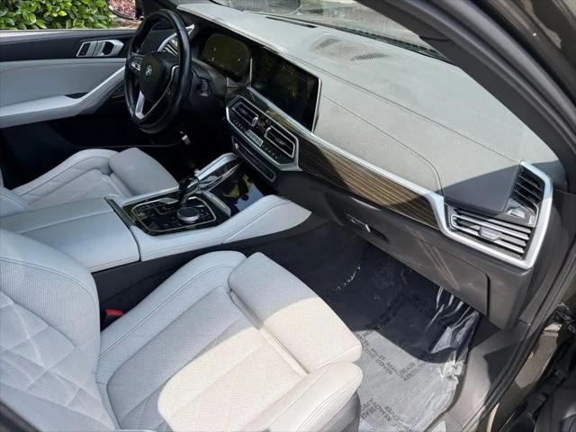 2023 BMW X6 xDrive40i