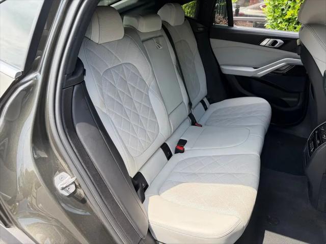2023 BMW X6 xDrive40i