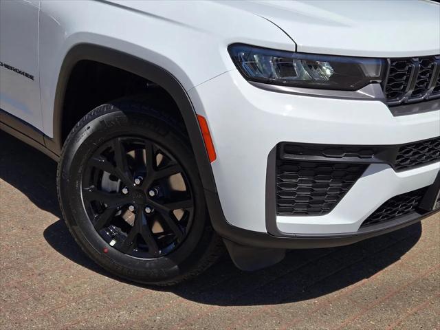 2026 Jeep Grand Cherokee L Altitude 4x4