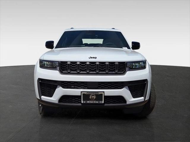 2026 Jeep Grand Cherokee L Altitude 4x4