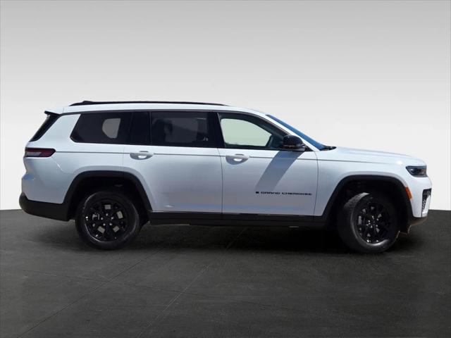 2026 Jeep Grand Cherokee L Altitude 4x4