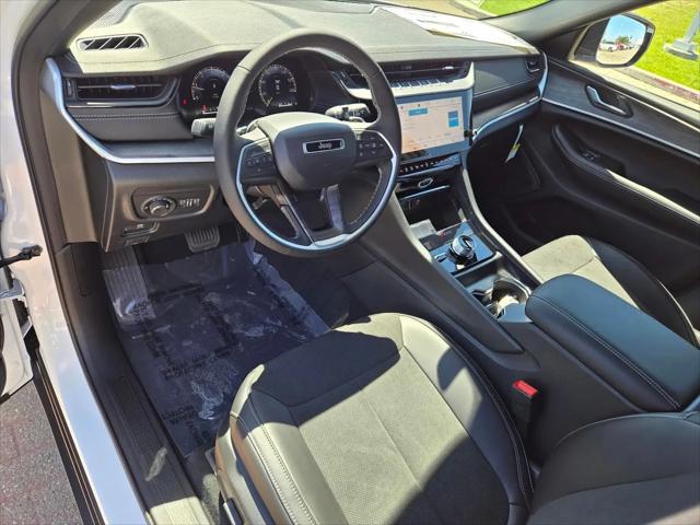 2026 Jeep Grand Cherokee L Altitude 4x4