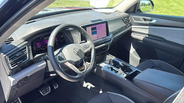 2024 Volkswagen Atlas 2.0T Peak Edition SEL
