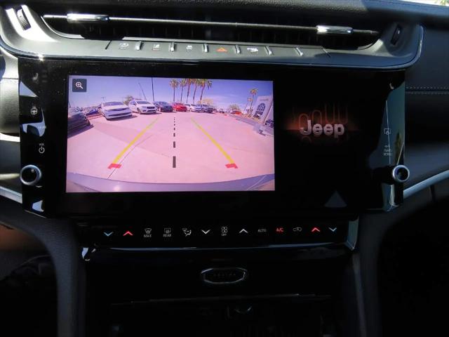 2026 Jeep Grand Cherokee L Altitude 4x4