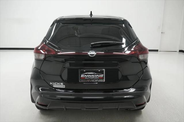 2024 Nissan Kicks S Xtronic CVT