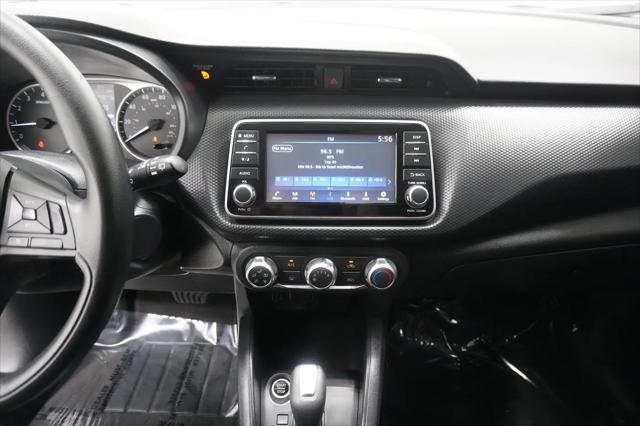 2024 Nissan Kicks S Xtronic CVT