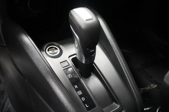 2024 Nissan Kicks S Xtronic CVT