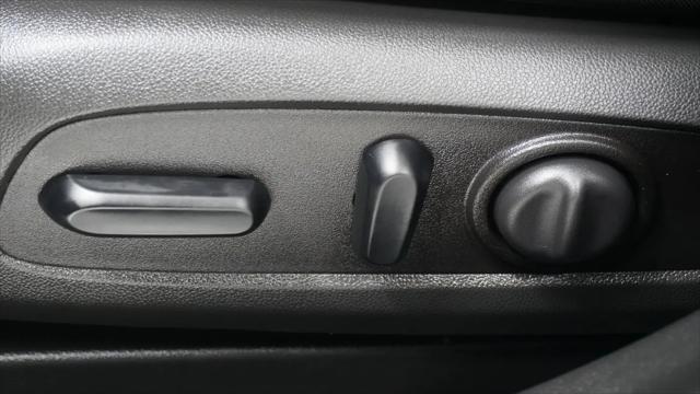 2025 Buick NV Sport Touring FWD