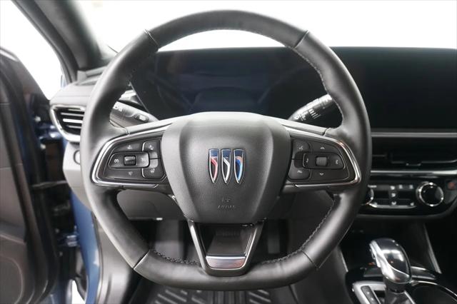 2025 Buick NV Sport Touring FWD