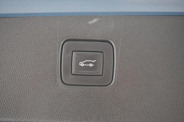 2025 Buick NV Sport Touring FWD
