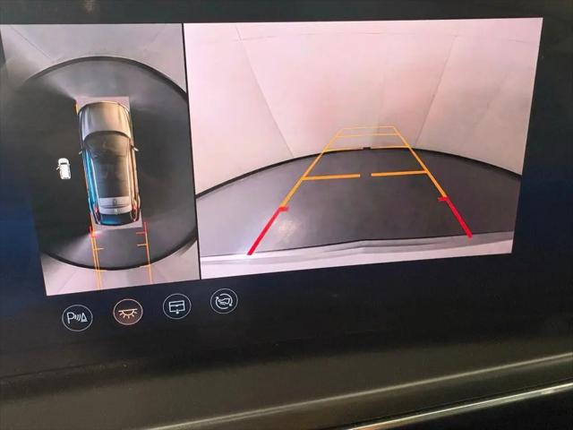 2024 Cadillac iQ Tech w/1SA