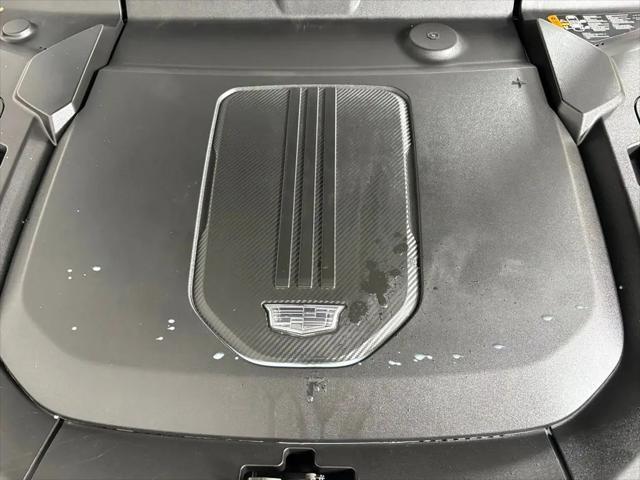 2024 Cadillac iQ Tech w/1SA