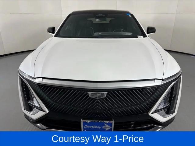 2024 Cadillac iQ Tech w/1SA