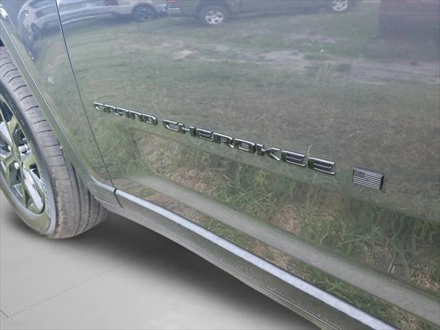 2026 Jeep Grand Cherokee L Altitude 4x2