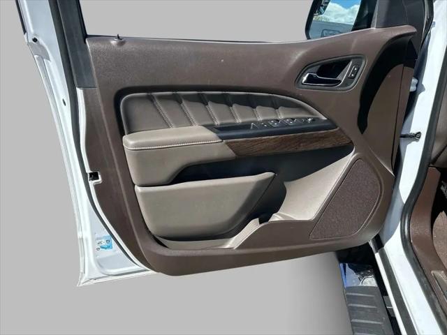 2022 GMC Canyon 4WD Crew Cab Short Box Denali