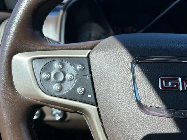 2022 GMC Canyon 4WD Crew Cab Short Box Denali