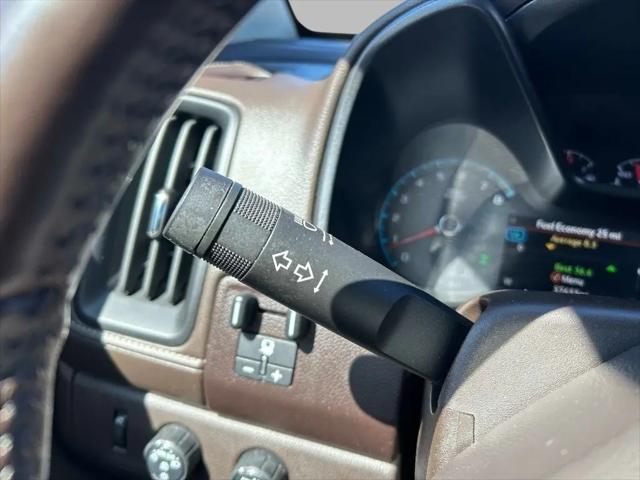 2022 GMC Canyon 4WD Crew Cab Short Box Denali