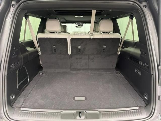 2026 Jeep Grand Wagoneer L 4x2