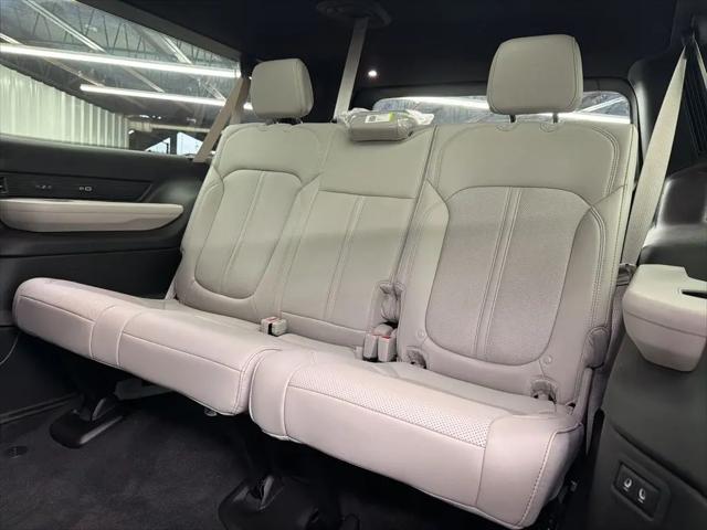 2026 Jeep Grand Wagoneer L 4x2