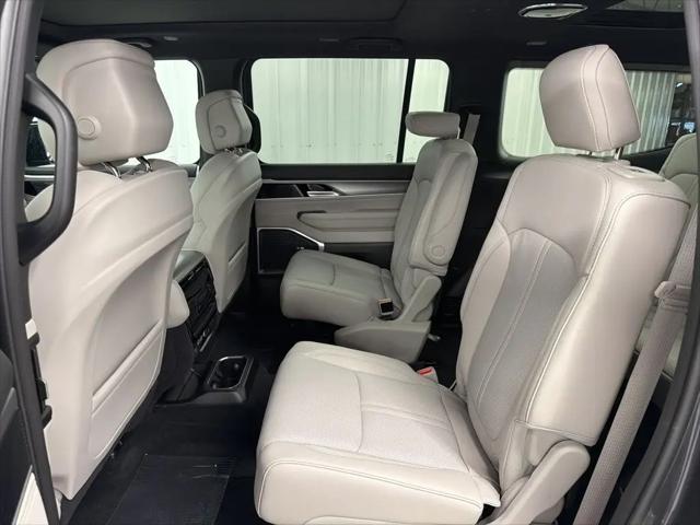 2026 Jeep Grand Wagoneer 4x4