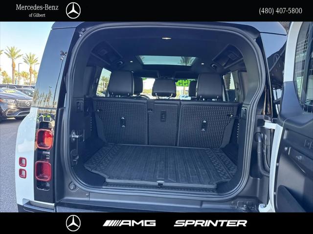 2024 Land Rover Defender 110 P400 X-Dynamic SE