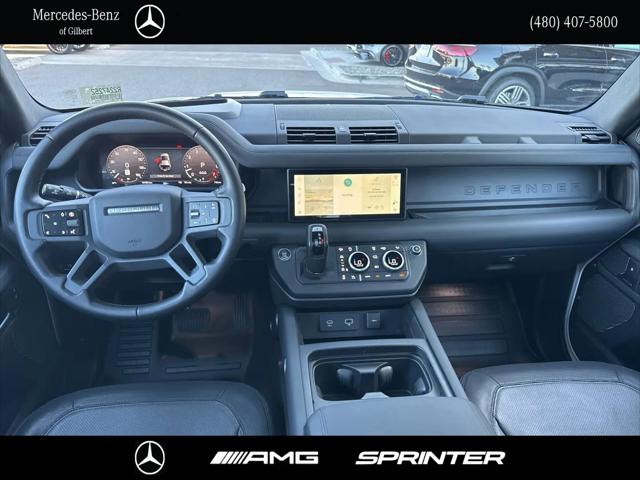 2024 Land Rover Defender 110 P400 X-Dynamic SE