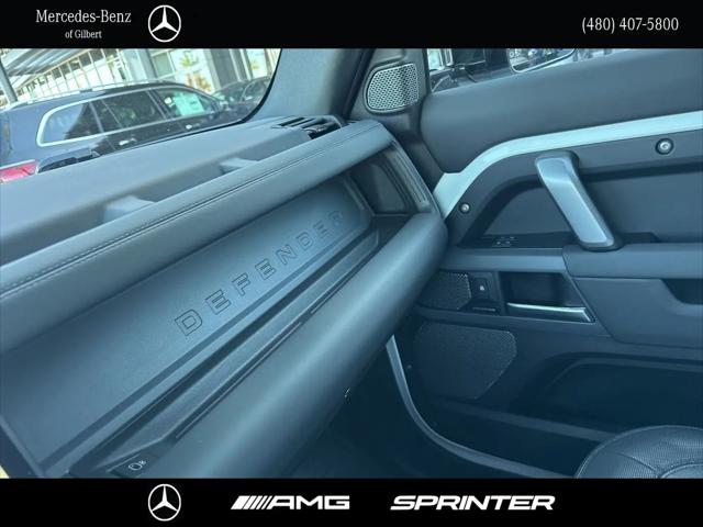 2024 Land Rover Defender 110 P400 X-Dynamic SE