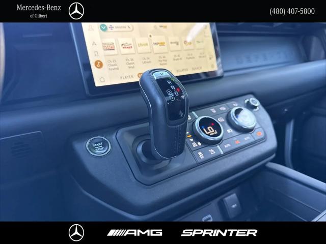 2024 Land Rover Defender 110 P400 X-Dynamic SE