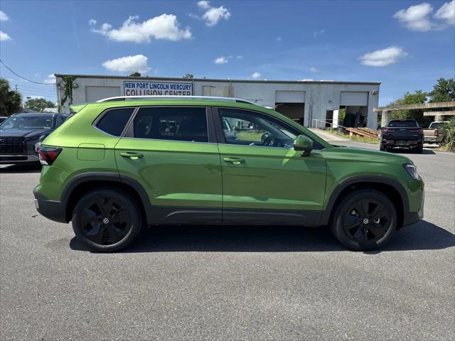 2026 Volkswagen Taos SE