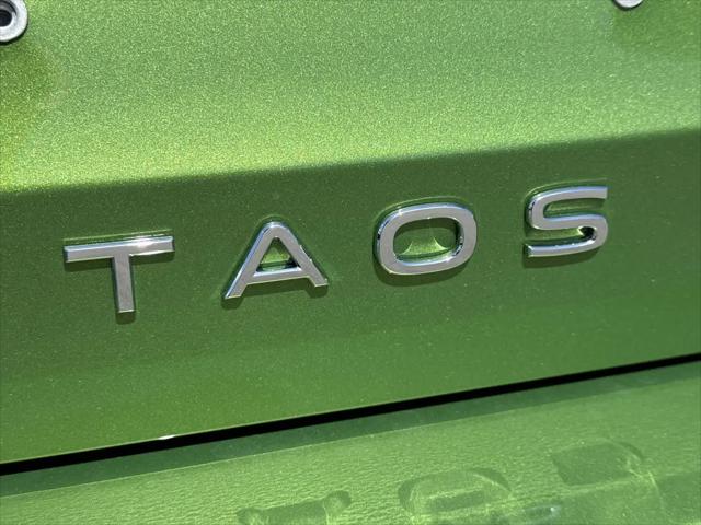 2026 Volkswagen Taos SE
