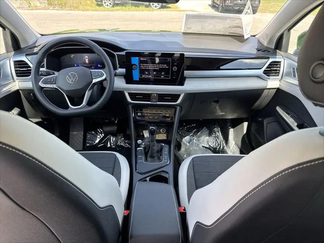 2026 Volkswagen Taos SE