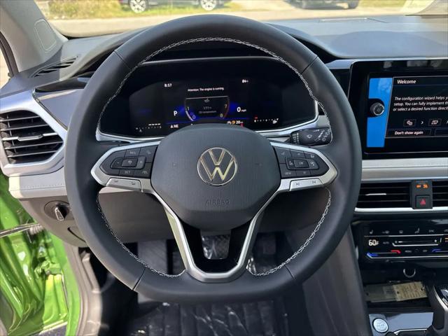 2026 Volkswagen Taos SE