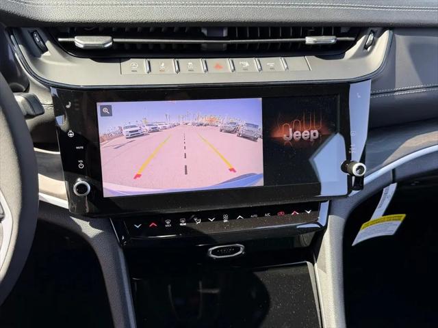 2026 Jeep Grand Cherokee Altitude 4x2