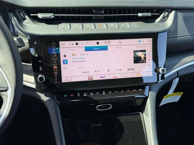 2026 Jeep Grand Cherokee Altitude 4x2