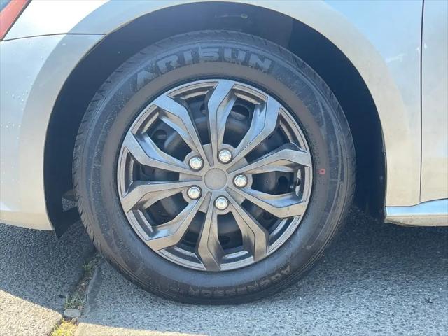 2015 Volkswagen Passat 1.8T S