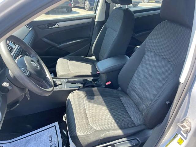 2015 Volkswagen Passat 1.8T S