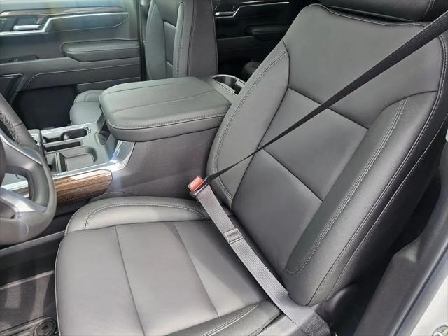 2026 Chevrolet Silverado 1500 4WD Crew Cab Standard Bed LT Trail Boss